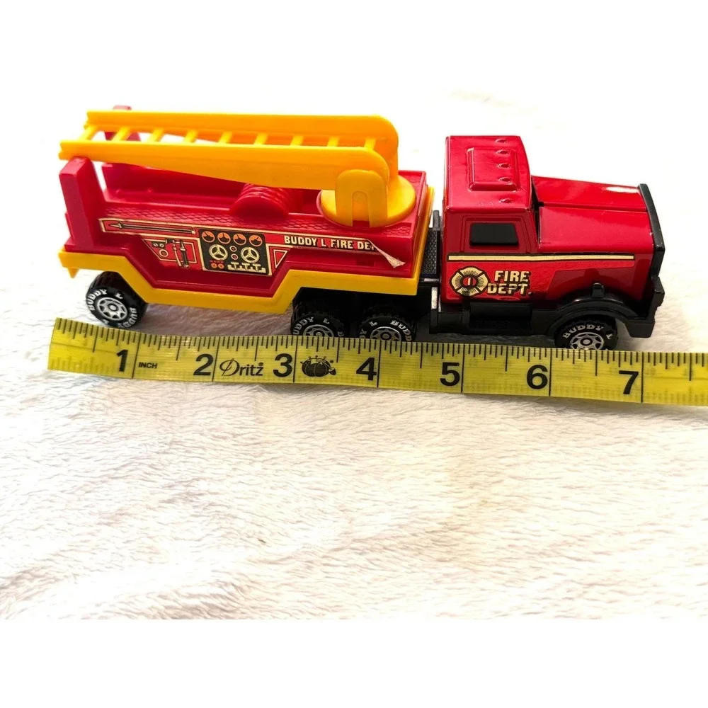 Vintage 1980 Buddy L Fire Dept Truck with Trailer and Ladder Red‎ Yellow Toy